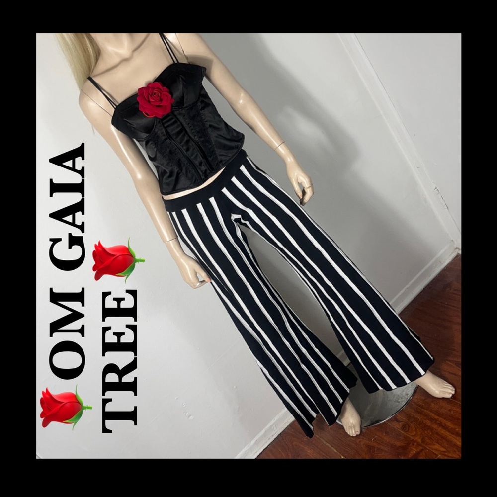 Om Gaia Tree Flair Pants